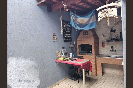 Casa à venda com 130m², 3 quartos e 2 vagas