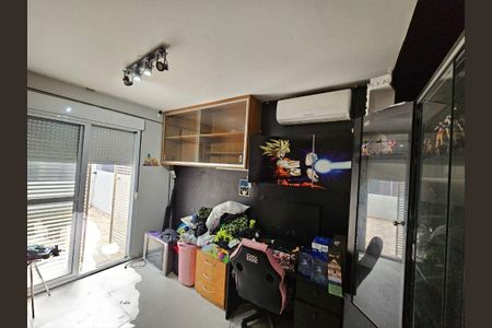 Casa à venda com 130m², 3 quartos e 2 vagas