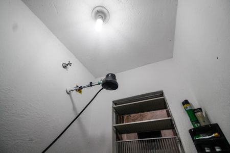 Casa à venda com 180m², 4 quartos e 1 vaga Casa à venda com 180m², 4 quartos e 1 vagaBanheiro da Suíte