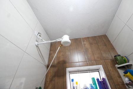 Casa à venda com 180m², 4 quartos e 1 vaga Casa à venda com 180m², 4 quartos e 1 vagaBanheiro 2