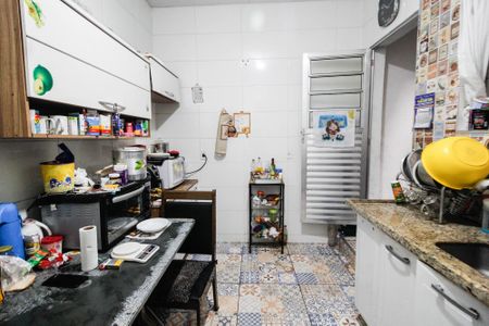 Casa à venda com 180m², 4 quartos e 1 vaga Casa à venda com 180m², 4 quartos e 1 vagaCozinha