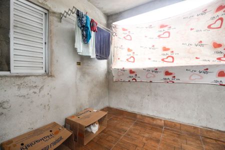 Casa à venda com 180m², 4 quartos e 1 vaga Casa à venda com 180m², 4 quartos e 1 vagaQuintal