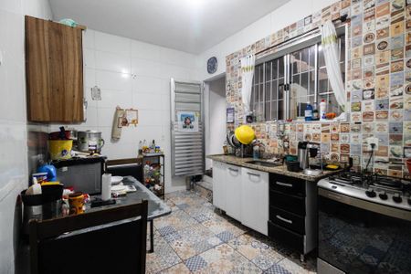 Casa à venda com 180m², 4 quartos e 1 vaga Casa à venda com 180m², 4 quartos e 1 vagaCozinha