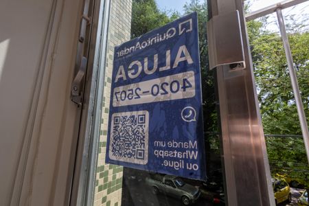 Apartamento para alugar com 70m², 3 quartos e sem vaga Apartamento para alugar com 70m², 3 quartos e sem vaga Placa