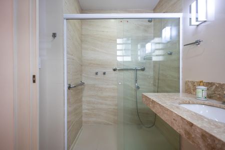 Apartamento para alugar com 70m², 3 quartos e sem vaga Apartamento para alugar com 70m², 3 quartos e sem vagaBanheiro