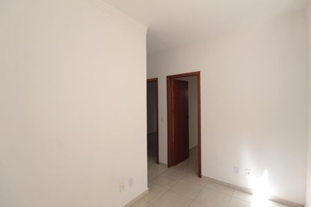 Apartamento para alugar com 40m², 2 quartos e 1 vagaSala