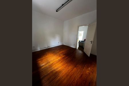 Casa à venda com 205m², 2 quartos e sem vagaFoto 02