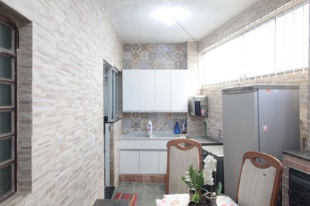 Casa à venda com 150m², 3 quartos e 2 vagasÁrea de Serviço