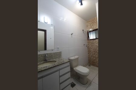 Casa à venda com 150m², 3 quartos e 2 vagasBanheiro Social