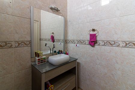 Casa à venda com 104m², 2 quartos e 1 vaga Casa à venda com 104m², 2 quartos e 1 vagaBanheiro 2