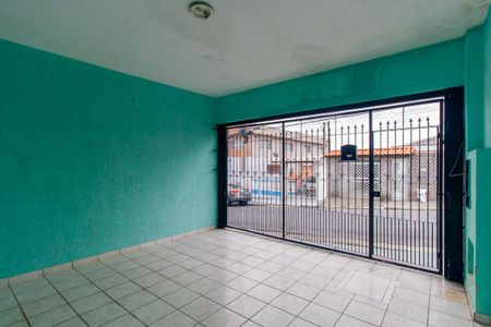 Casa para alugar com 80m², 2 quartos e 2 vagas Casa para alugar com 80m², 2 quartos e 2 vagasGaragem