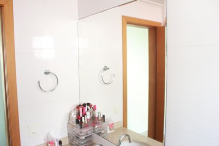 Apartamento à venda com 126m², 3 quartos e 3 vagasBanheiro da Suíte 3