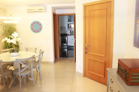 Apartamento à venda com 126m², 3 quartos e 3 vagasSala