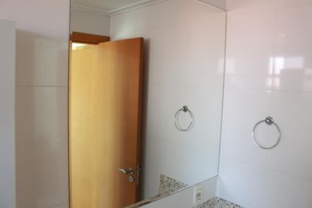 Apartamento à venda com 126m², 3 quartos e 3 vagasBanheiro da Suíte 2