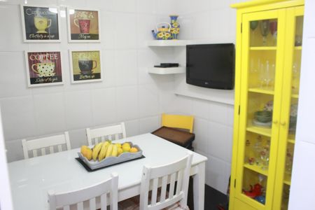 Apartamento à venda com 126m², 3 quartos e 3 vagasCozinha