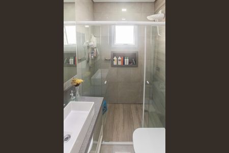 Casa à venda com 169m², 3 quartos e 3 vagas Casa à venda com 169m², 3 quartos e 3 vagasBanheiro da Suíte 1