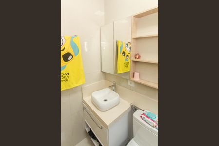 Casa à venda com 169m², 3 quartos e 3 vagas Casa à venda com 169m², 3 quartos e 3 vagasBanheiro da Suíte 3