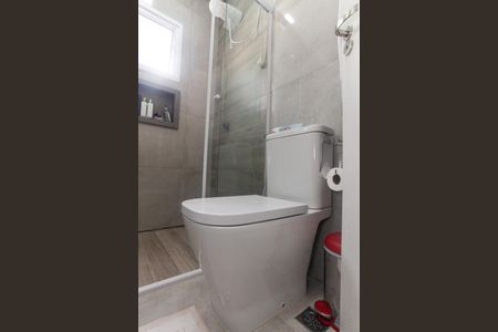 Casa à venda com 169m², 3 quartos e 3 vagas Casa à venda com 169m², 3 quartos e 3 vagasBanheiro da Suíte 1