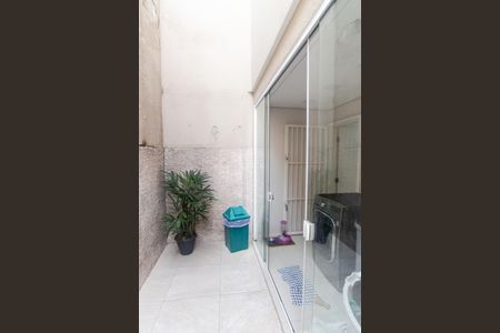 Casa à venda com 169m², 3 quartos e 3 vagas Casa à venda com 169m², 3 quartos e 3 vagasÁrea de Serviço