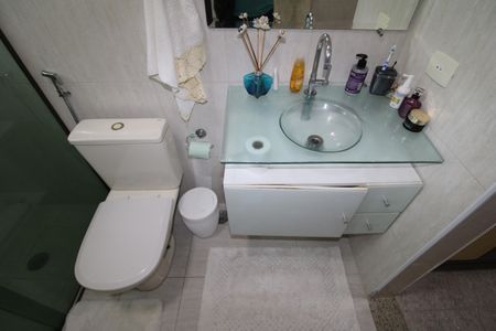 Casa à venda com 130m², 2 quartos e 3 vagasQuarto 2 - Banheiro