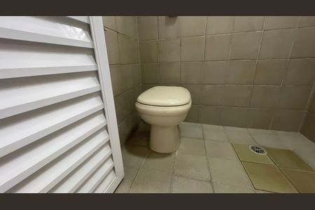 Casa para alugar com 135m², 4 quartos e 2 vagas Casa para alugar com 135m², 4 quartos e 2 vagasBanheiro da Suíte - Edicula