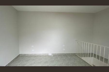 Casa para alugar com 135m², 4 quartos e 2 vagas Casa para alugar com 135m², 4 quartos e 2 vagasQuarto Suíte - Edícula