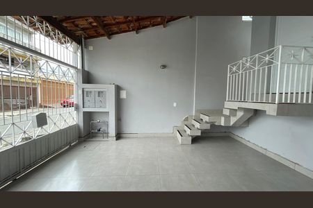 Casa para alugar com 135m², 4 quartos e 2 vagas Casa para alugar com 135m², 4 quartos e 2 vagasGaragem
