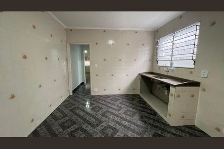 Casa para alugar com 135m², 4 quartos e 2 vagas Casa para alugar com 135m², 4 quartos e 2 vagasCozinha