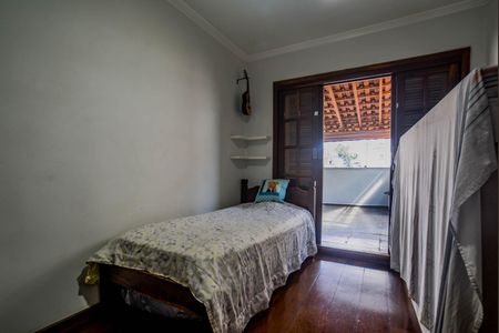 Casa à venda com 186m², 3 quartos e 2 vagasQuarto 2