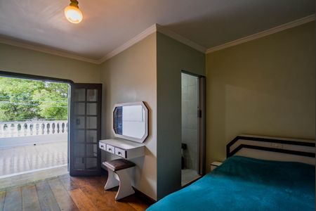 Casa à venda com 186m², 3 quartos e 2 vagasSuíte