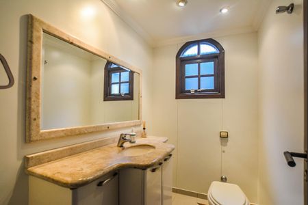 Casa à venda com 186m², 3 quartos e 2 vagasLavabo