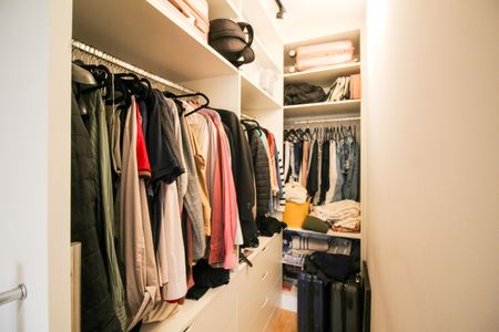 Apartamento à venda com 95m², 2 quartos e 1 vagaCloset da Suíte 