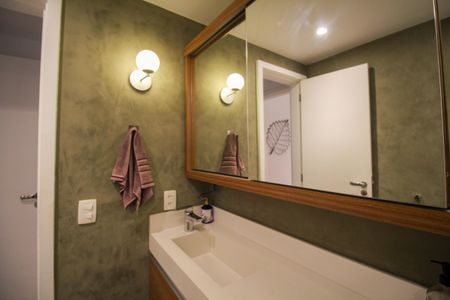 Apartamento à venda com 95m², 2 quartos e 1 vagaBanheiro Social