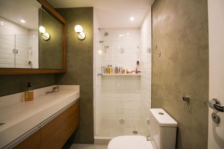 Apartamento à venda com 95m², 2 quartos e 1 vagaBanheiro Social