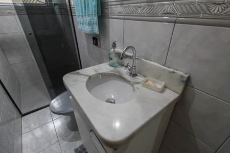 Casa à venda com 73m², 3 quartos e 1 vagaBanheiro