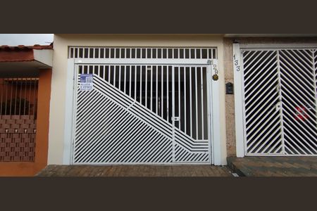 Casa à venda com 73m², 3 quartos e 1 vagaFachada + Placa