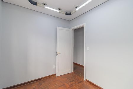 Casa para alugar com 240m², 8 quartos e 3 vagas Casa para alugar com 240m², 8 quartos e 3 vagasQuarto 5