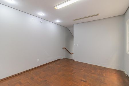 Casa para alugar com 240m², 8 quartos e 3 vagas Casa para alugar com 240m², 8 quartos e 3 vagasQuarto 1