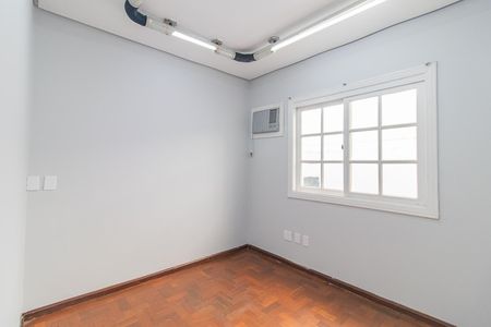 Casa para alugar com 240m², 8 quartos e 3 vagas Casa para alugar com 240m², 8 quartos e 3 vagasQuarto 5