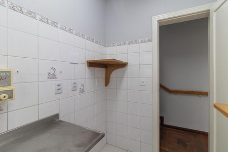 Casa para alugar com 240m², 8 quartos e 3 vagas Casa para alugar com 240m², 8 quartos e 3 vagasCozinha