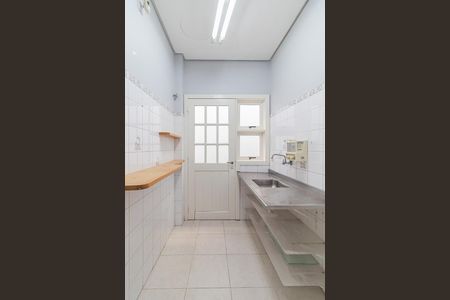 Casa para alugar com 240m², 8 quartos e 3 vagas Casa para alugar com 240m², 8 quartos e 3 vagasCozinha