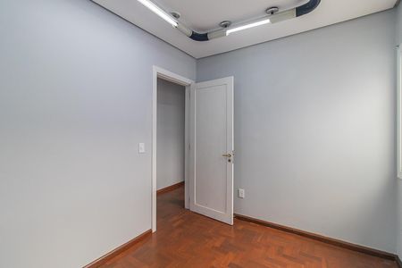 Casa para alugar com 240m², 8 quartos e 3 vagas Casa para alugar com 240m², 8 quartos e 3 vagasQuarto 6
