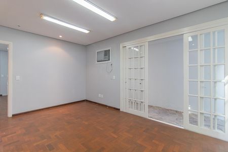 Casa para alugar com 240m², 8 quartos e 3 vagas Casa para alugar com 240m², 8 quartos e 3 vagasQuarto 2