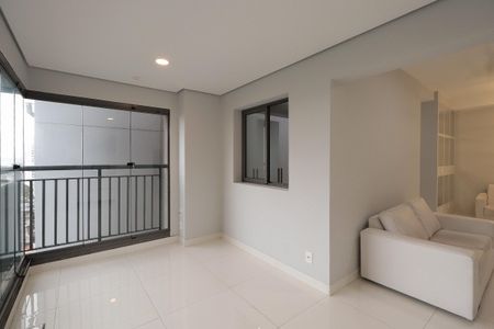 Apartamento à venda com 70m², 2 quartos e 1 vaga Apartamento à venda com 70m², 2 quartos e 1 vagaVaranda gourmet