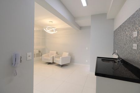 Apartamento à venda com 70m², 2 quartos e 1 vaga Apartamento à venda com 70m², 2 quartos e 1 vagaCozinha