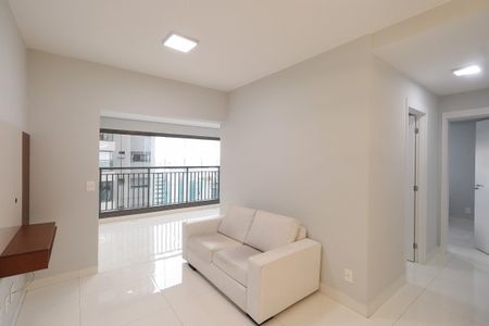 Apartamento à venda com 70m², 2 quartos e 1 vaga Apartamento à venda com 70m², 2 quartos e 1 vagaSala
