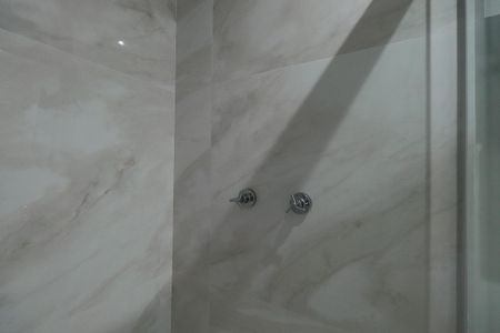 Apartamento à venda com 70m², 2 quartos e 1 vaga Apartamento à venda com 70m², 2 quartos e 1 vagaBanheiro da Suíte