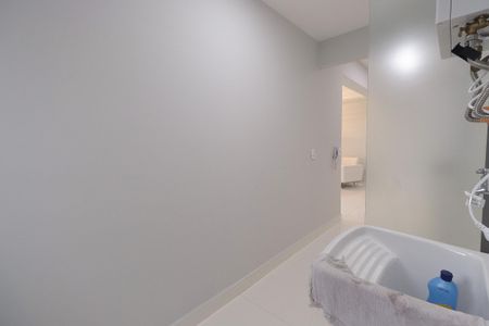 Apartamento à venda com 70m², 2 quartos e 1 vaga Apartamento à venda com 70m², 2 quartos e 1 vagaÁrea de Serviço