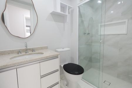 Apartamento à venda com 70m², 2 quartos e 1 vaga Apartamento à venda com 70m², 2 quartos e 1 vagaBanheiro Social
