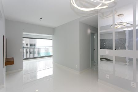 Apartamento para alugar com 70m², 2 quartos e 1 vaga Apartamento para alugar com 70m², 2 quartos e 1 vagaSala